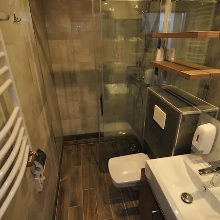 Konukevi Pass Zebrzydowice