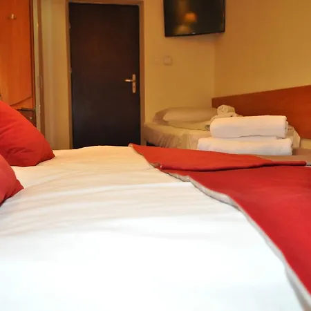 Pass Guest house 3*